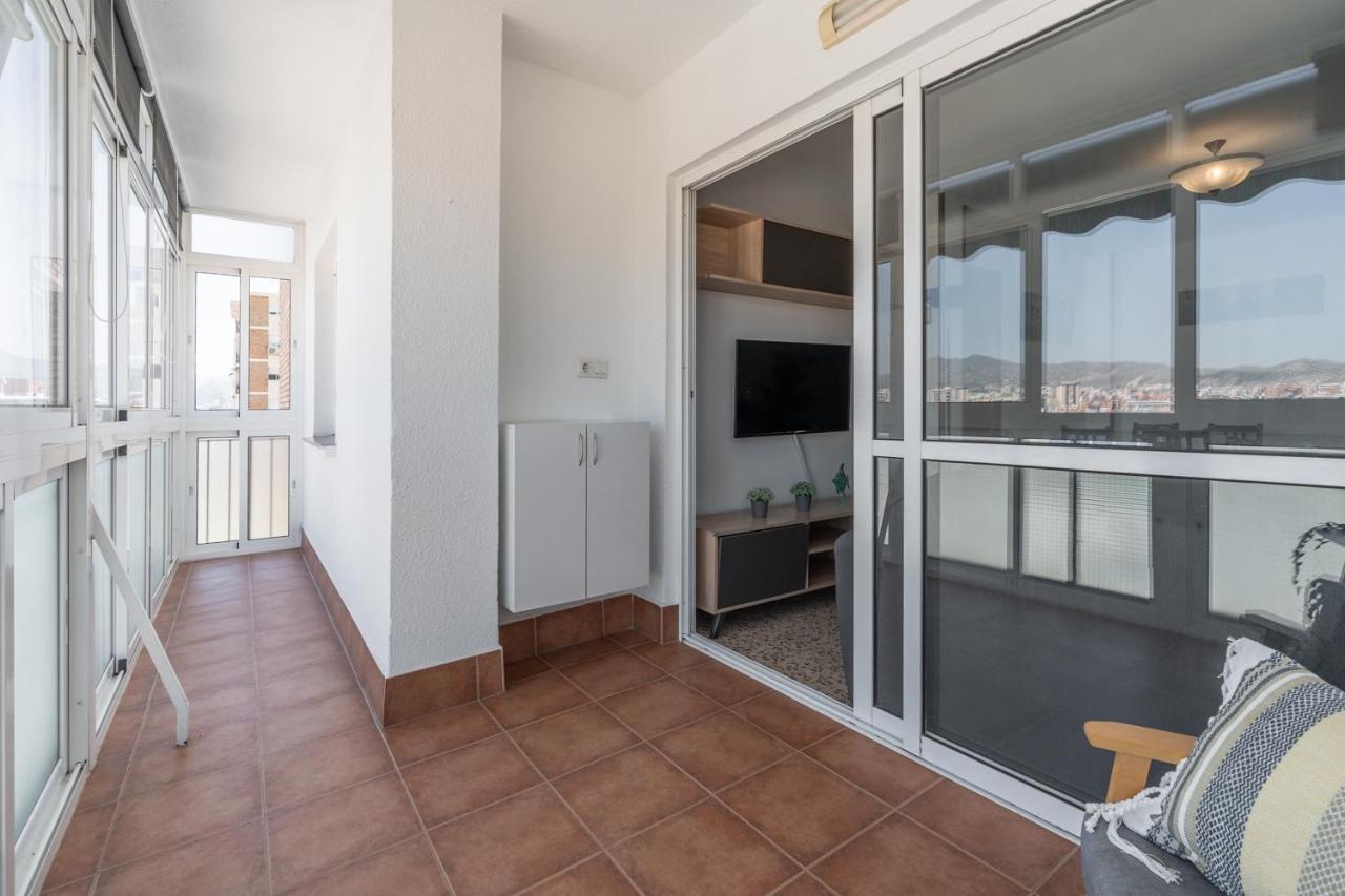 Tuguest Heroe Apartment Málaga Esterno foto