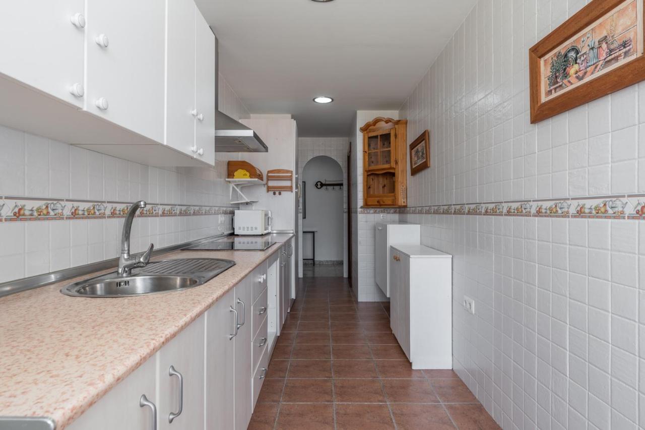 Tuguest Heroe Apartment Málaga Esterno foto