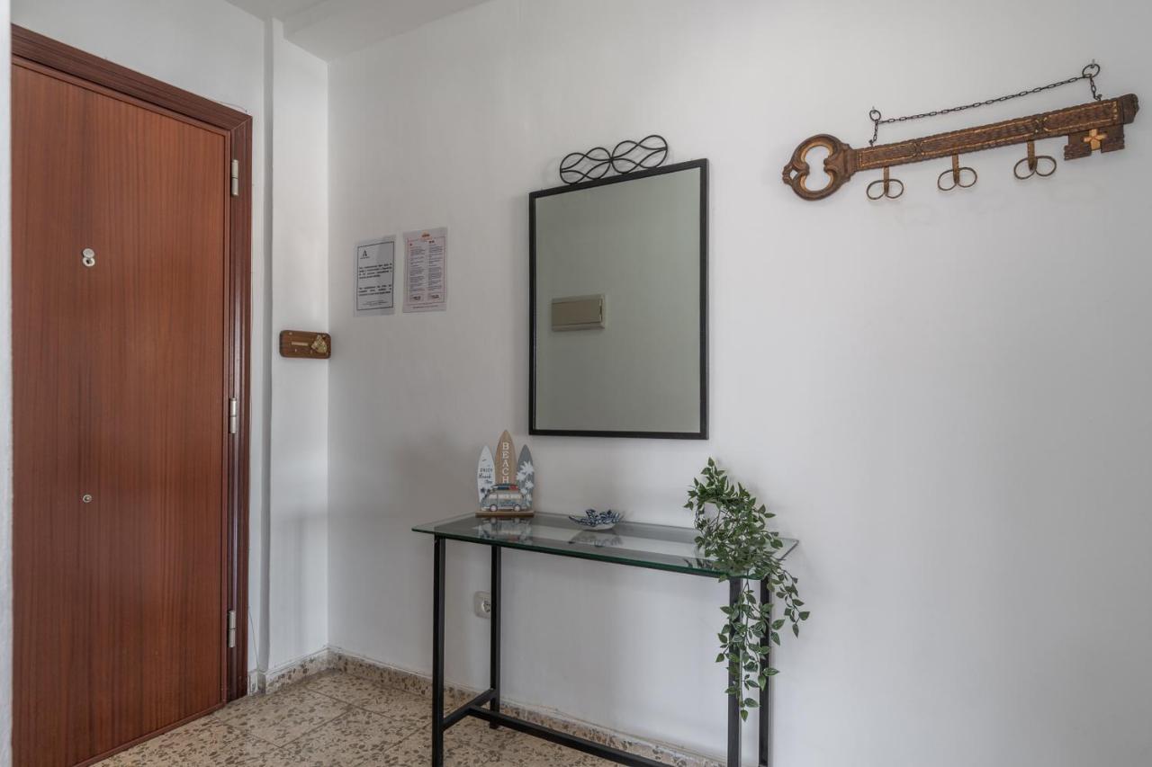Tuguest Heroe Apartment Málaga Esterno foto
